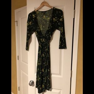 Wrap dress by Laundry